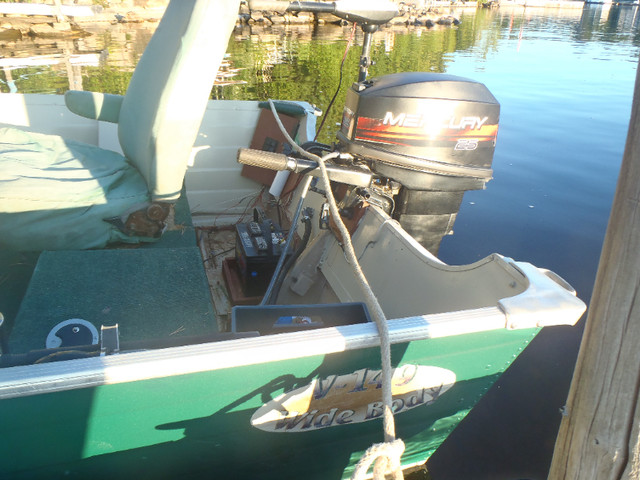 2000 Legend 149 Wide Body 14.5 ft. Fishing Boat, 25 HP Mercury in Powerboats & Motorboats in Sudbury - Image 4