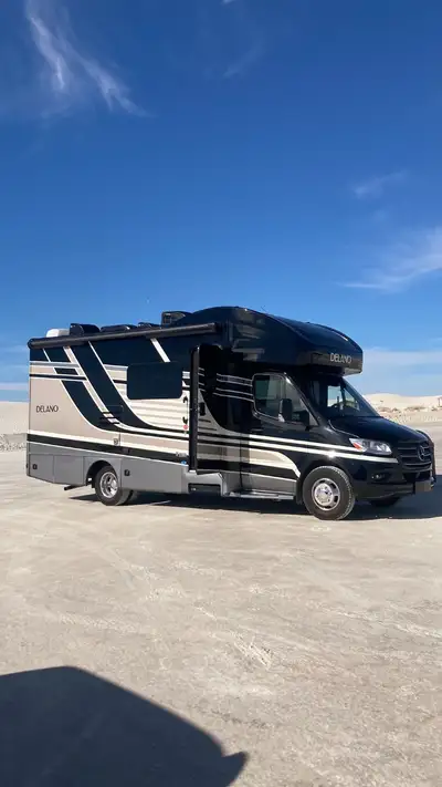DIESEL MERCEDES SPRINTER (54,422 km) 1 seul propriétaire 581-998-7689