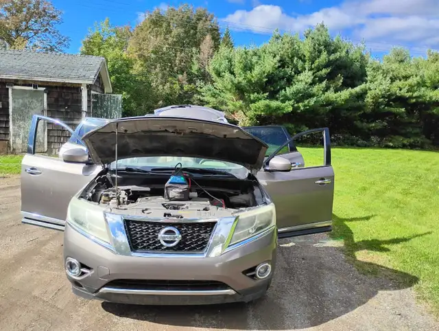 2014 Nissan Pathfinder592355120582512645