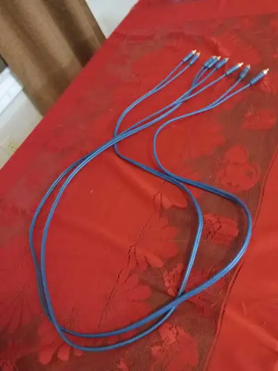 Ar Aucustic Research stereo cables, View more