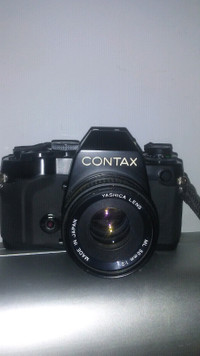 CONTAX 159mm SLR 35mm Film Camera W/50mm F/ 2 Or F/1 .8 Lens 