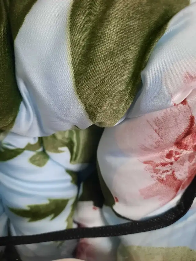 Ens.douillette neuf pour grand lit in Bedding in Gatineau - Image 7