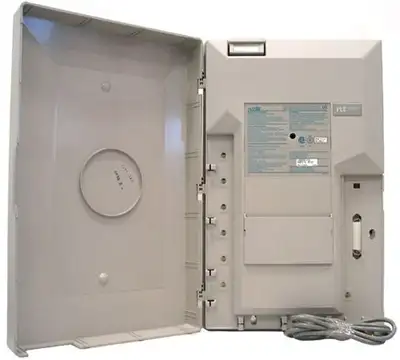 Nortel compact 6x16 KSU Key Features: The Norstar 6x16 (NT5B01) holds up to 6 lines and up to 16 sta...