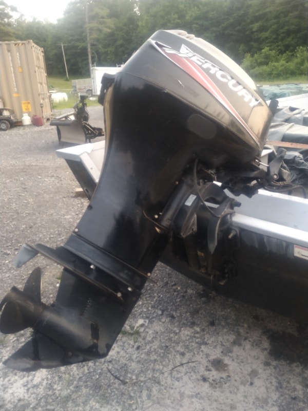 Mercury outboard motor and boat Powerboats & Motorboats Ottawa Kijiji