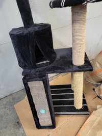 Large New Cat Tree for sale 
