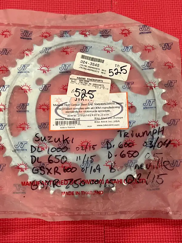 Suzuki GSXR 750 DL Triumph Daytona 600 650 Bonneville JTR1792.45 in Other in Barrie - Image 10