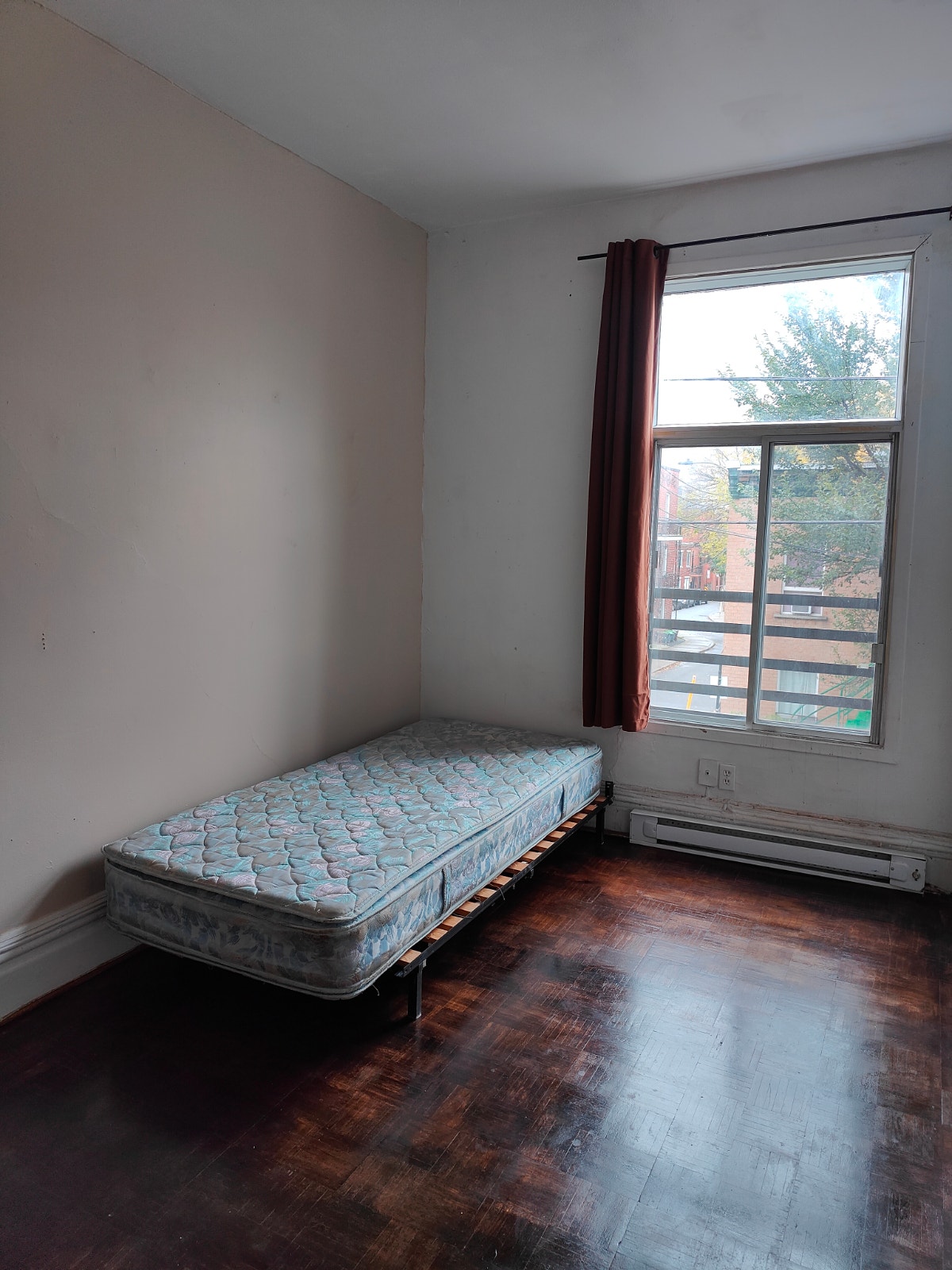 4 rooms apartment metro frontenac — photo 2