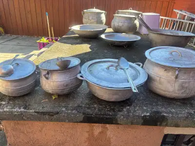 List includes Size 40 with cover Size 30 with cover Size 20 with cover Size 10 with cover Size 4 wit...