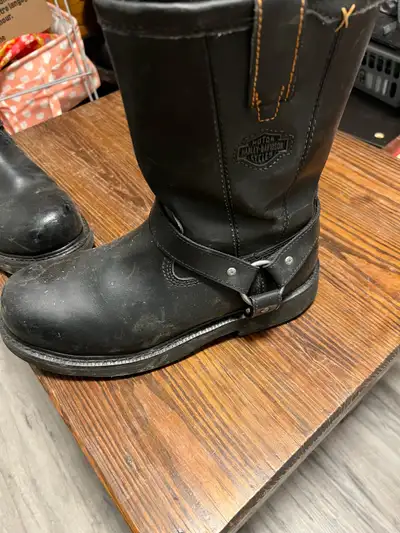 Size 10.5 Harley Davidson riding boots Barley worn $75 obo Message me