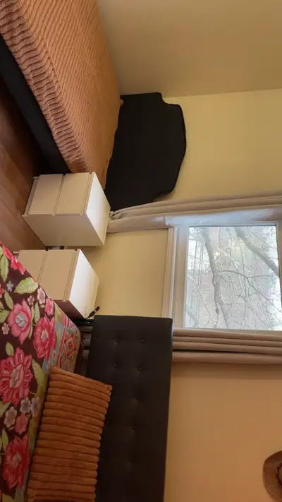 Large private furnished room 800$ Large closet in room Looking for a clean and responsible (Male onl...