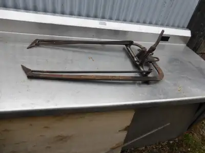 FOURCHE À FOIN LD ancienne, View more