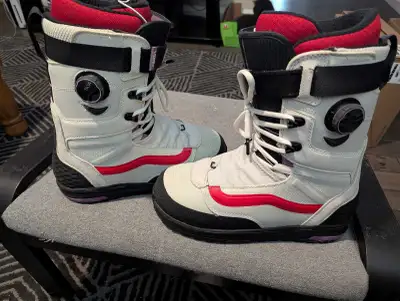 2022 vans infuse boots 10, View more