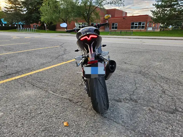 2022 Triumph Speed Triple 1200 RS Mint Low Km's in Sport Bikes in City of Toronto - Image 9
