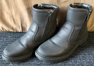 Mens Artica Solden Waterproof Insulated Zip-Up Boots, View more