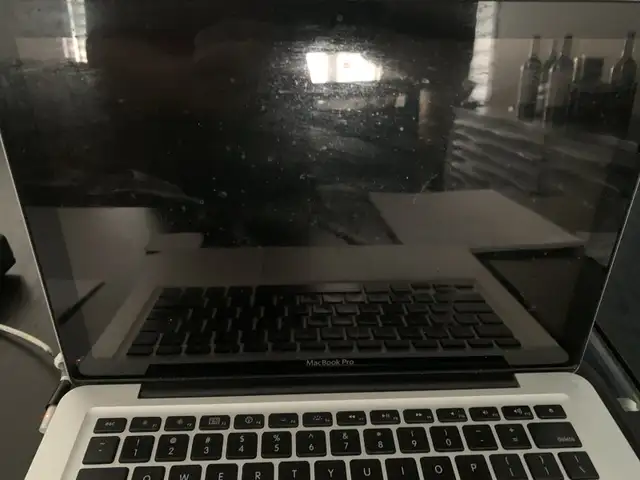 Macbook Pro laptop538903054323568644