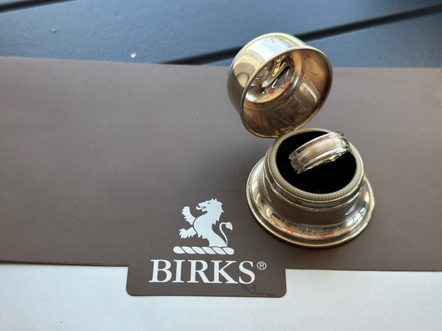 Birks 8mm Wedding Band s-10 amazing deal in Jewellery & Watches in City of Halifax - Image 3