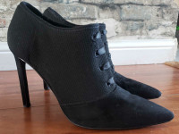 Black Nine West heels