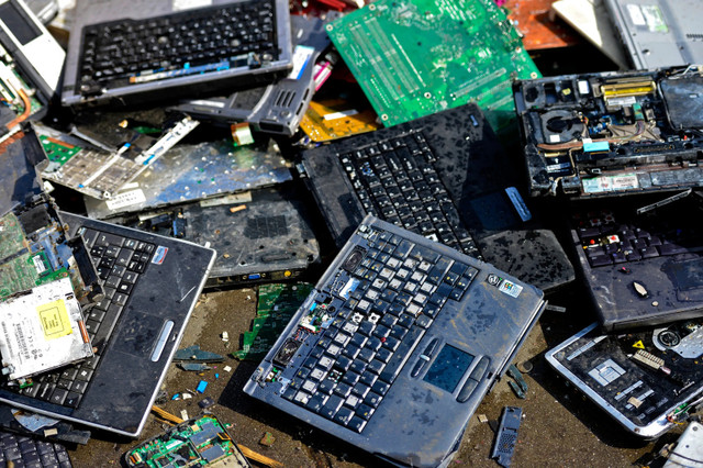 Get    Rid Of  Your EWaste Free Pickup! in General Electronics in City of Toronto - Image 3