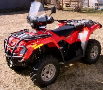 OWNED BY A SLOW GRANDPA AND DRIVEN LIKE A SLOW GRANDPA .. LOL CAN-AM BRP Outlander MAX 400 EFI XT 40...