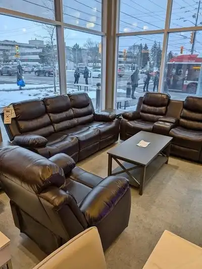 Alpha-Manual Leather Recliner Sofa Set 3+2+1 For Sale !!! Delivery available Cash on delivery Come i...