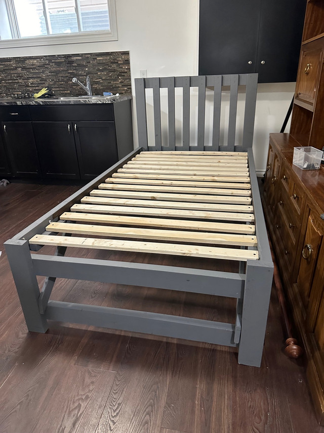 Single bed frame  in Beds & Mattresses in Edmonton - Image 2