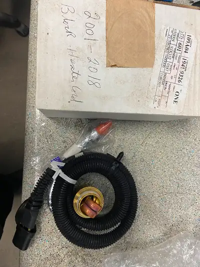 New block heater and cord fits 2001-2018 duramax trucks probably more Vechile s part number 19419326