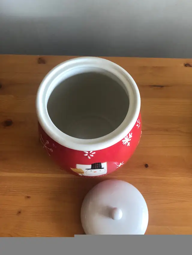 Hallmark Xmas Cookie Jar64313485870211122