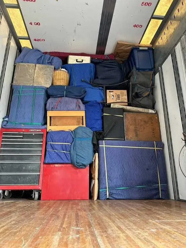 $69/HR HOME / OFFICE/JUNK MOVING . in Moving & Storage in Calgary - Image 4