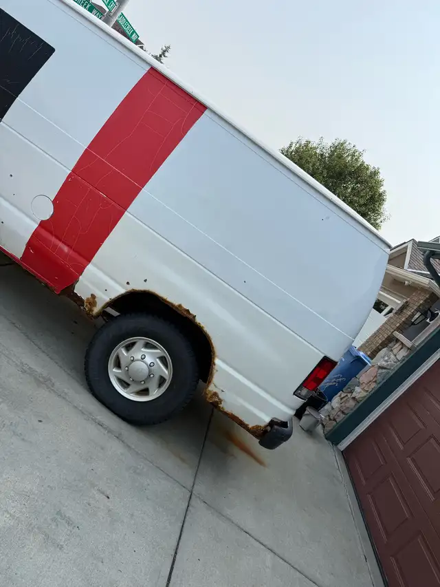 Work Van 534371491319664643
