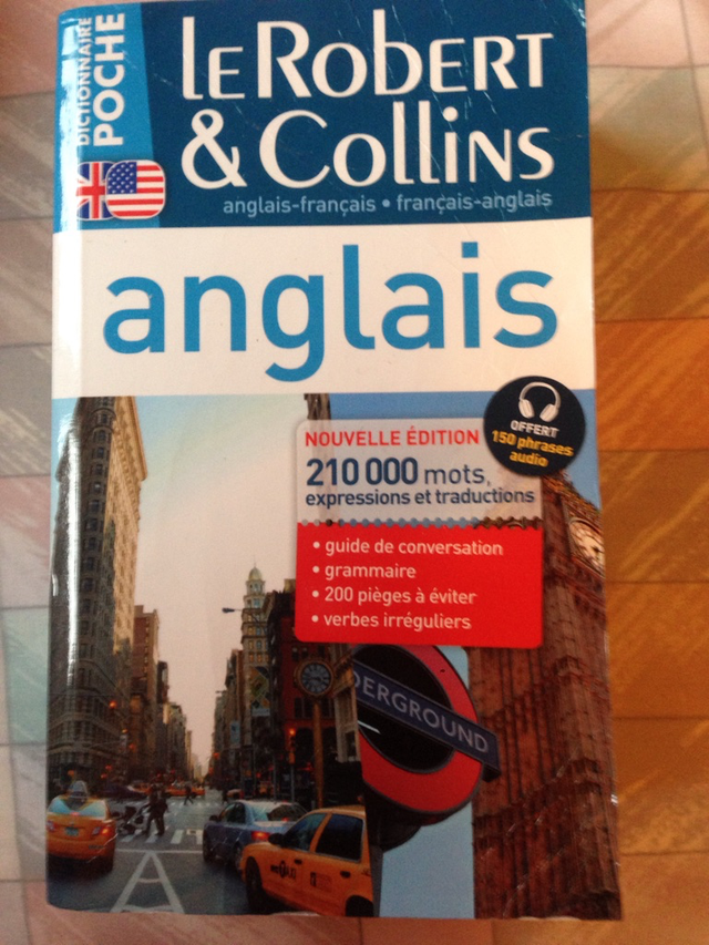 ENGLISH-FRENCH DICTIONARY