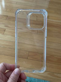 Étui iPhone 13 Pro case transparent ESR air army 
