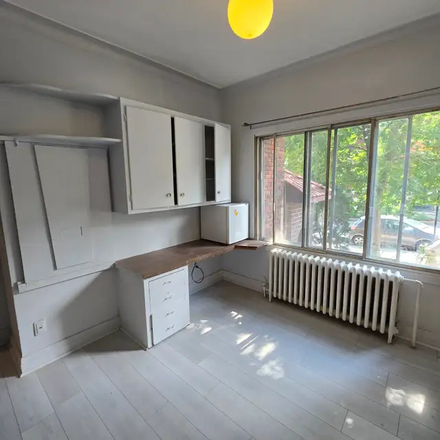 Studio Métro Frontenac