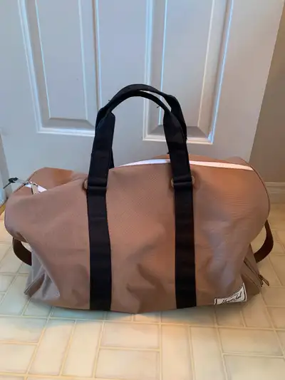Herschel Supply Co. - Duffel Bag /Gym Bag - Beige - Brand New, View more
