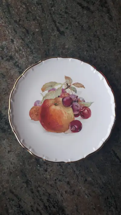 Bavarian Shumanm Arzberg  Vintage Dessert /Fruit  Plates, View more