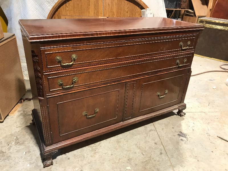 Sideboard. Buffet. Gibbard. Hutches & Display Markham