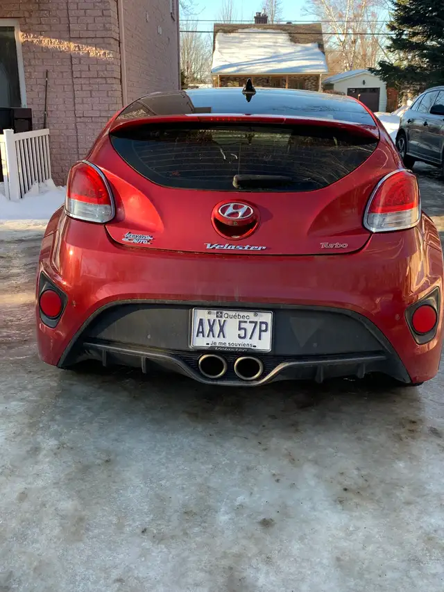 Hyundai Veloster 2016 turbo manuelle in Cars & Trucks in Shawinigan - Image 3