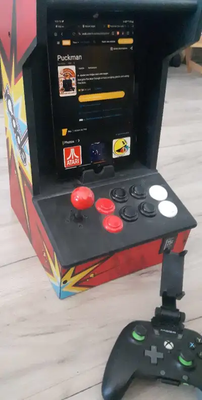 Lot Tablette samsung + borne arcade + manette xbox android, View more