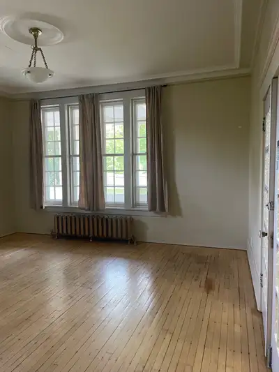 Quiet and one-bedroom suite located at 576 20th St West, ideal for a quiet, working person. BEFORE V...