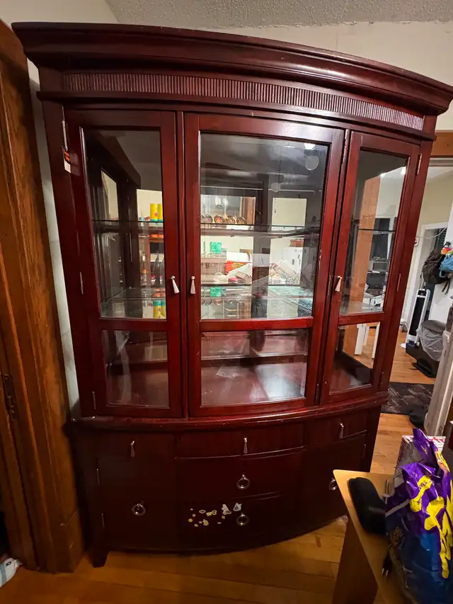 China cabinet for sale in Hutches & Display Cabinets in Winnipeg - Image 2