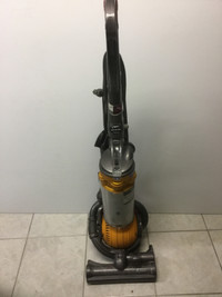 Dyson DC25 Vacuum Cleaner