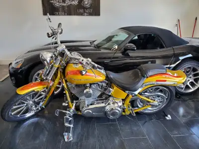 Showroom Original Condition Rare CVO Springer 110 Motor All history at Harley dealership. Mvi just d...