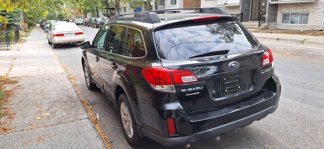 Subaru outback 2.5 Touring 2013 AWD dans Autos et camions  à Ville de Montréal - Image 4