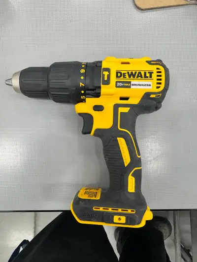 Never used Bought with a tool set.