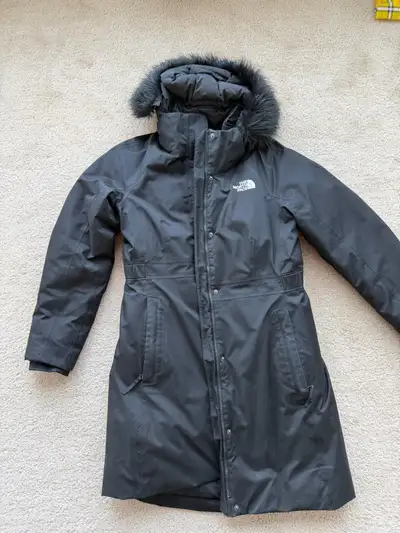 The North Face Arctic Parka/ Jacket – Women’s Medium, Waterproof, View more