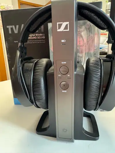 Sennheiser RS 175 RF Wireless Headphone System for TV/HiFi, View more