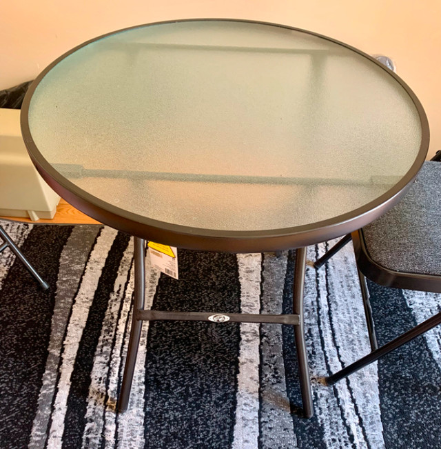 BRAND NEW GLASS BISTRO TABLE WITH 2 CHAIRS in Other Tables in Oshawa / Durham Region - Image 2