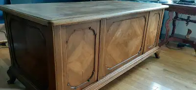 Bureau de travail antique, importé de France, View more