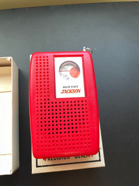 Radio vintage Jackson dans sa boîte d’origine 