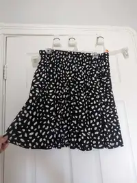 Suzy Shier Skirt NWT