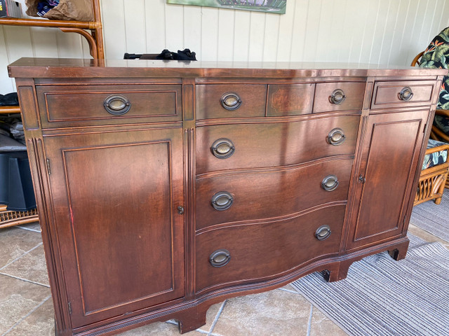 Antique Hutch in Hutches & Display Cabinets in Ottawa